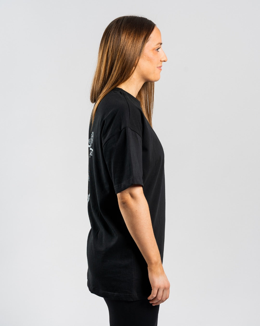 'Floral Cross' oversized T-shirt voor dames