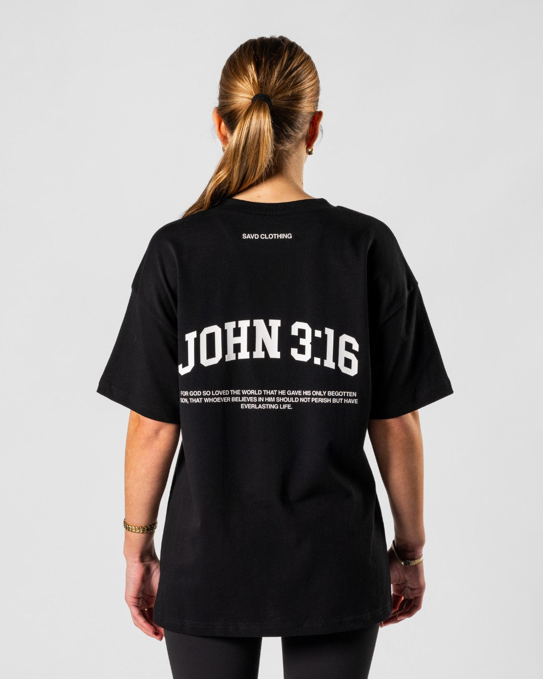 John 3:16 ’College Scripture’ Women’s Oversized T-Shirt