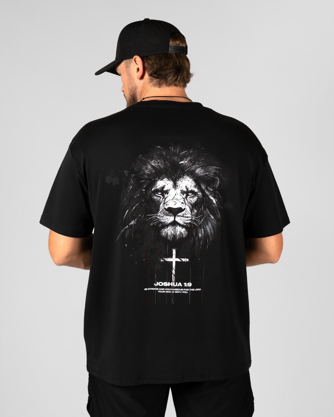 Joshua 1:9 Lion Oversized T-Shirt