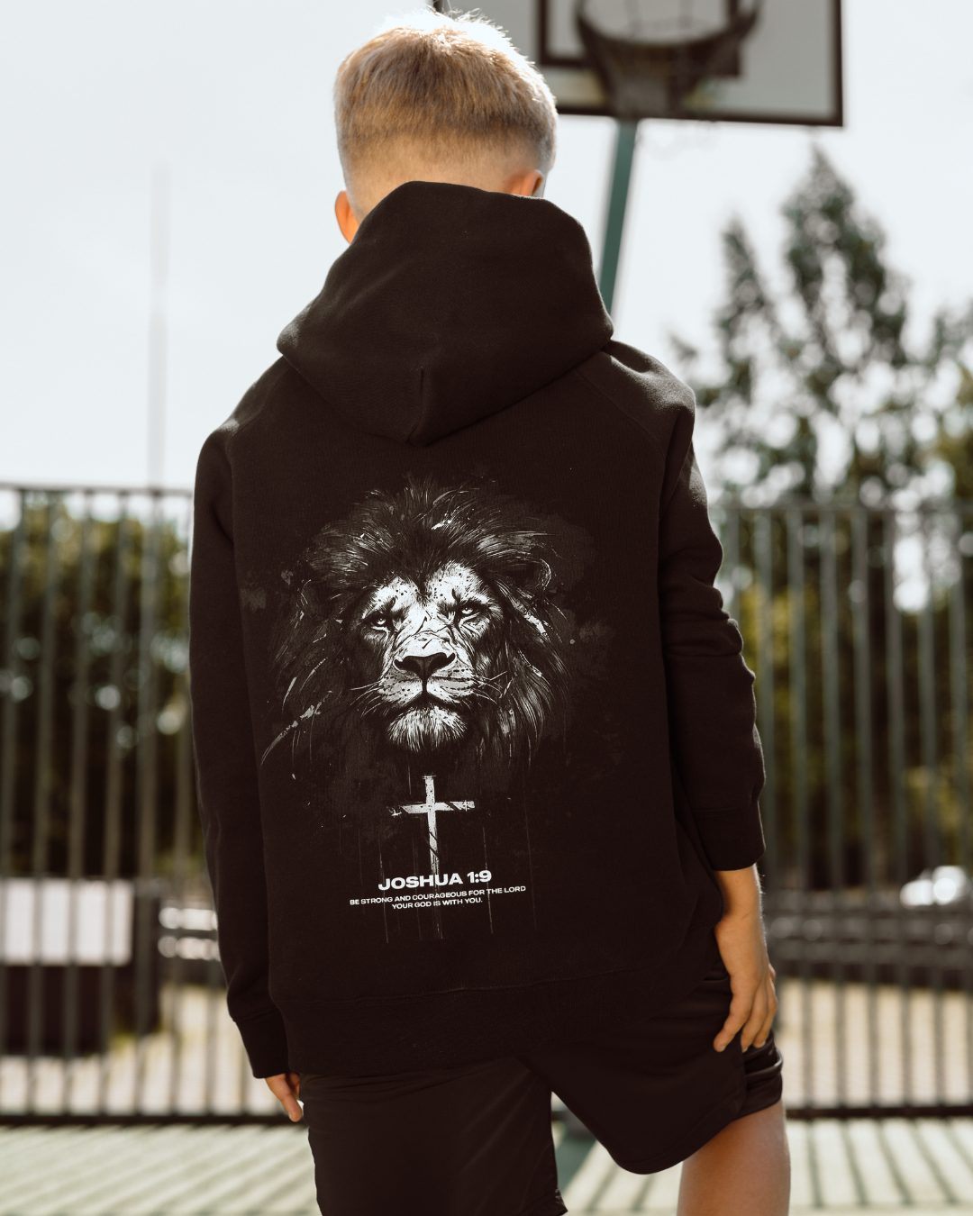 Joshua 1:9 'Lion' Youth oversized Hoodie