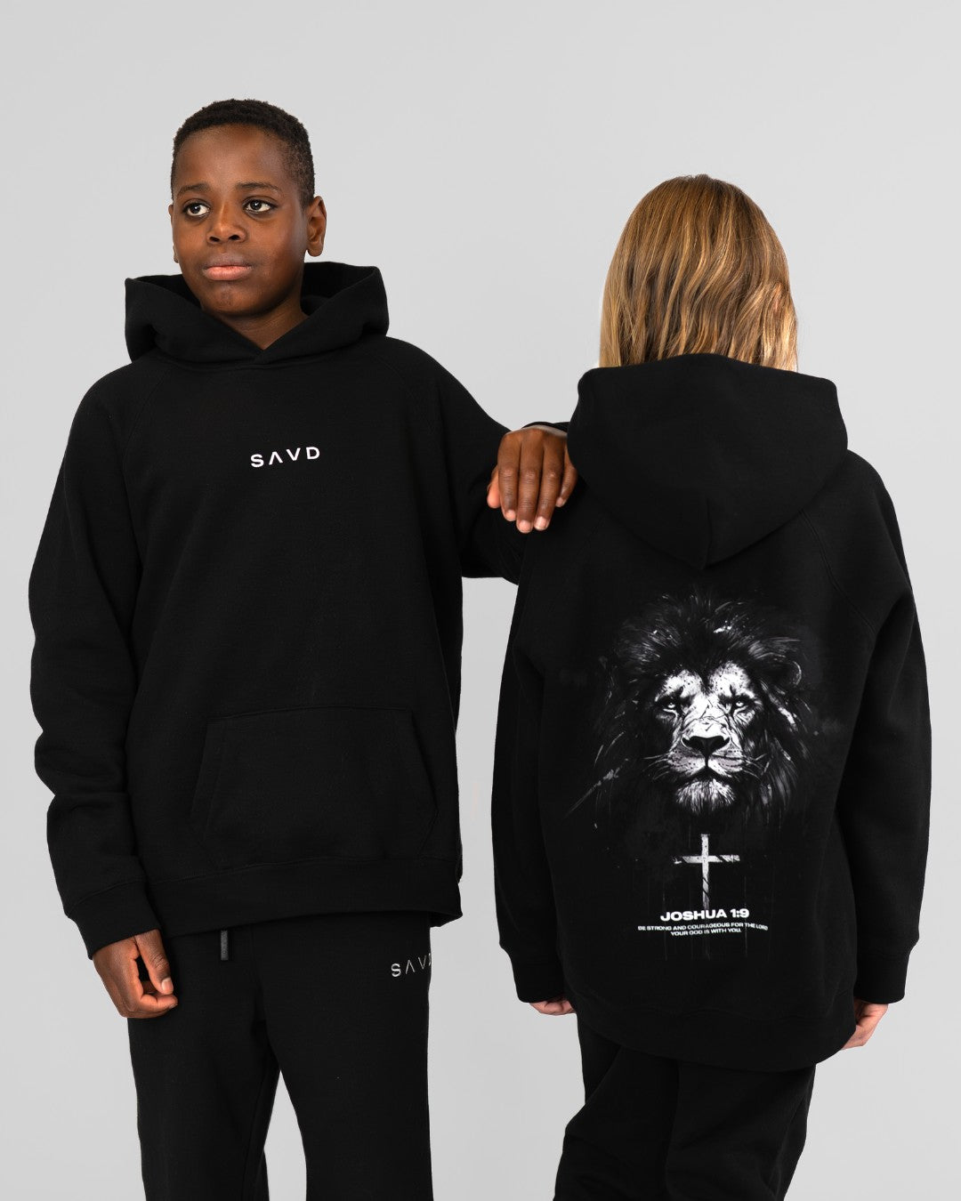 Joshua 1:9 'Lion' Youth oversized Hoodie