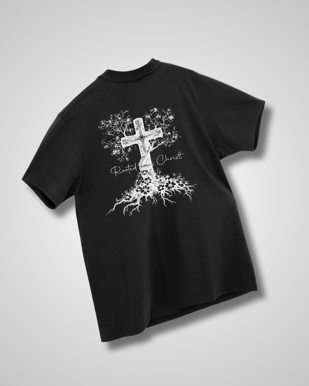 'Rooted in Christ' oversized T-shirt voor dames
