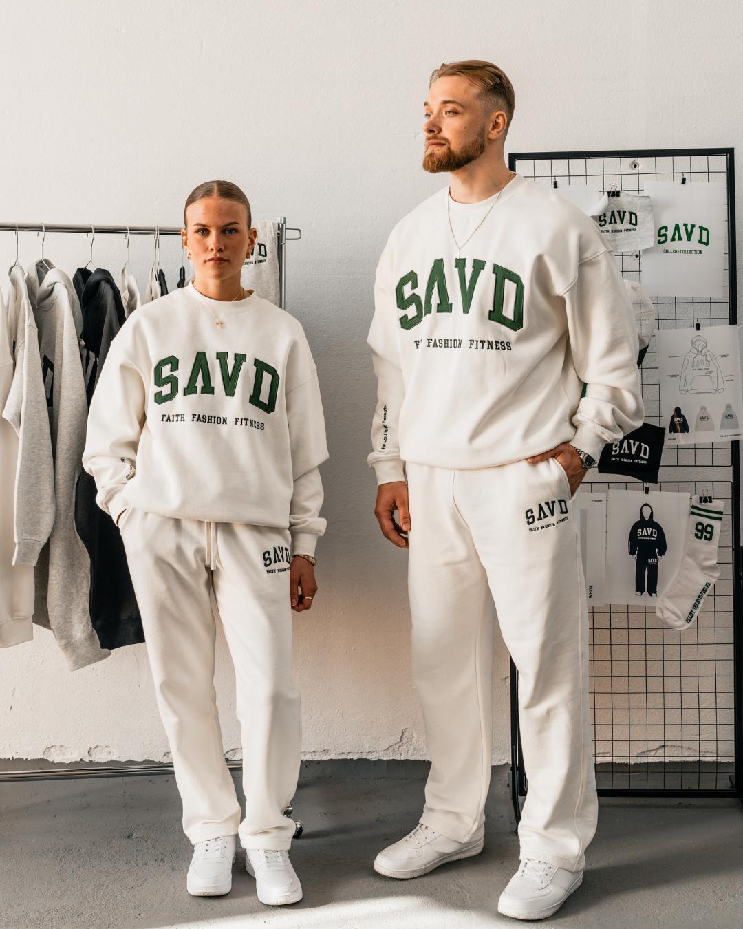 SAVD Oversized College Sweater