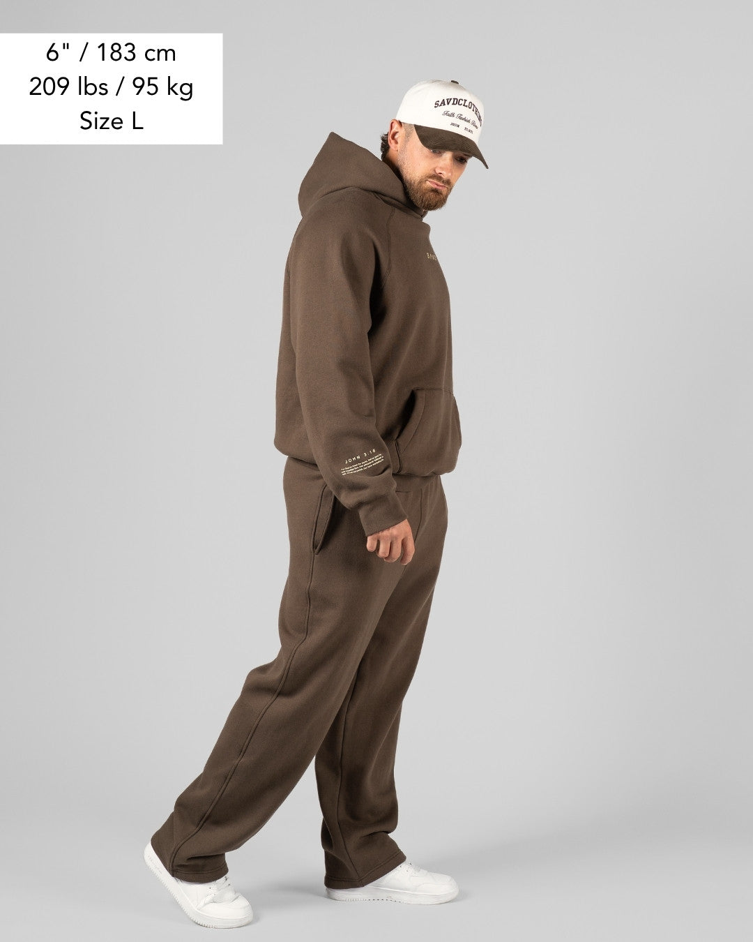 SAVD Essential Joggers – Straight Fit