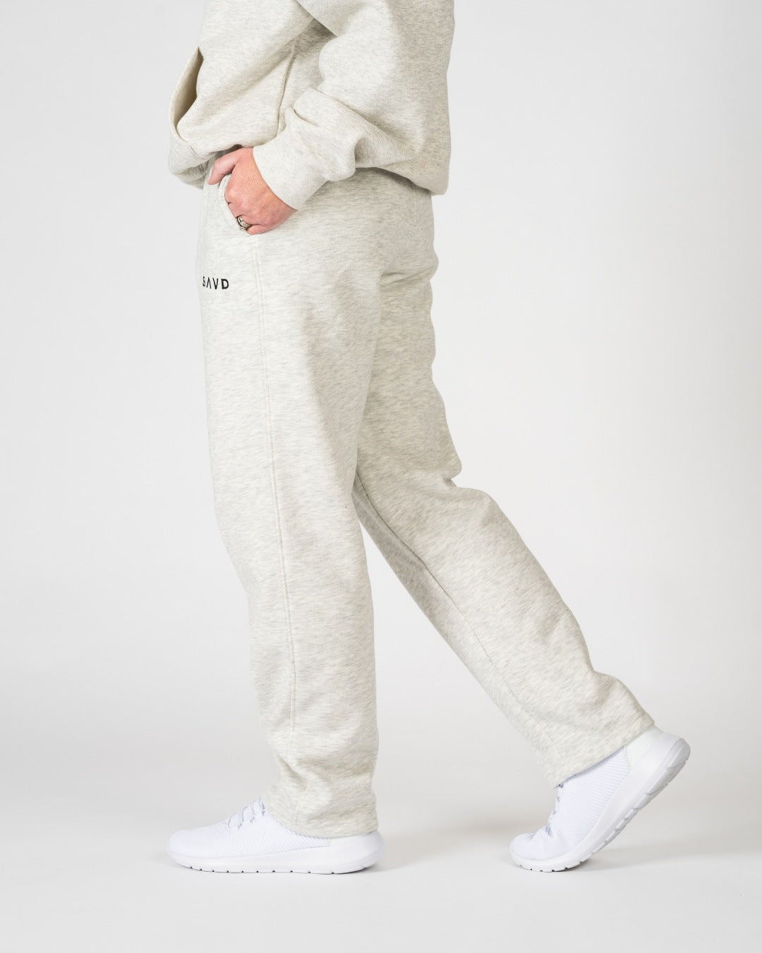 SAVD Essential Joggers – Straight Fit