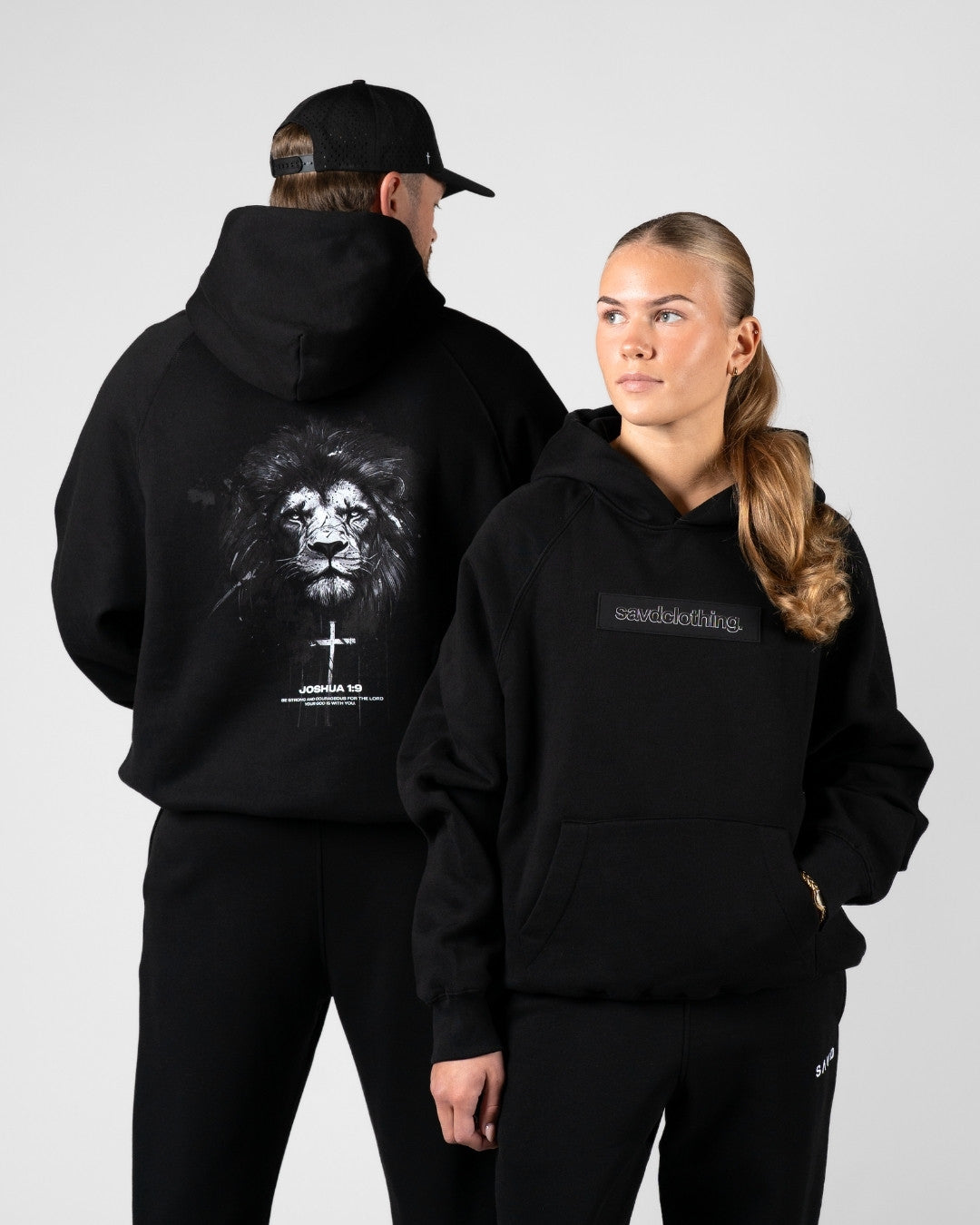Joshua 1:9 'Lion' Oversized Box Logo Hoodie