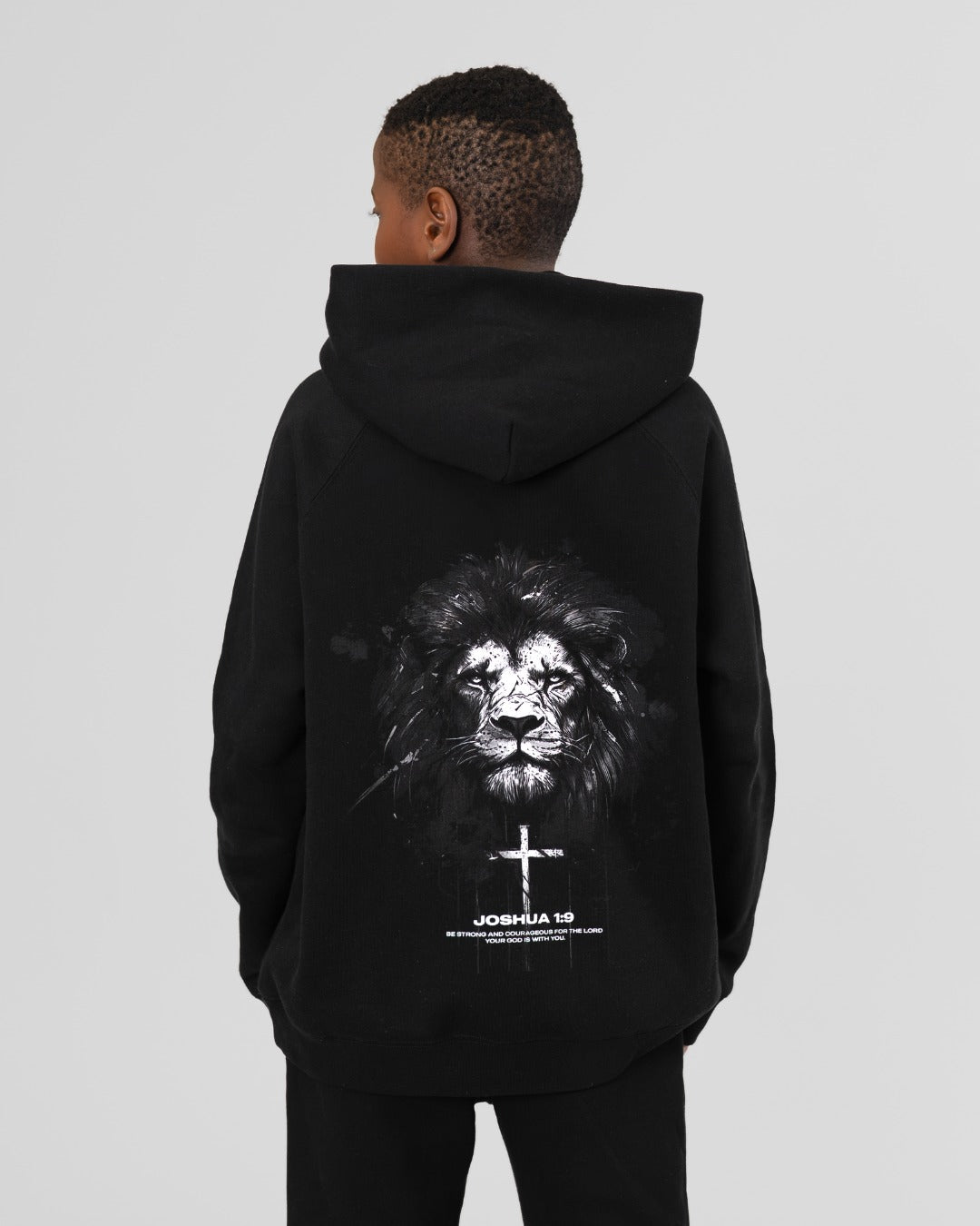Joshua 1:9 'Lion' Youth oversized Hoodie