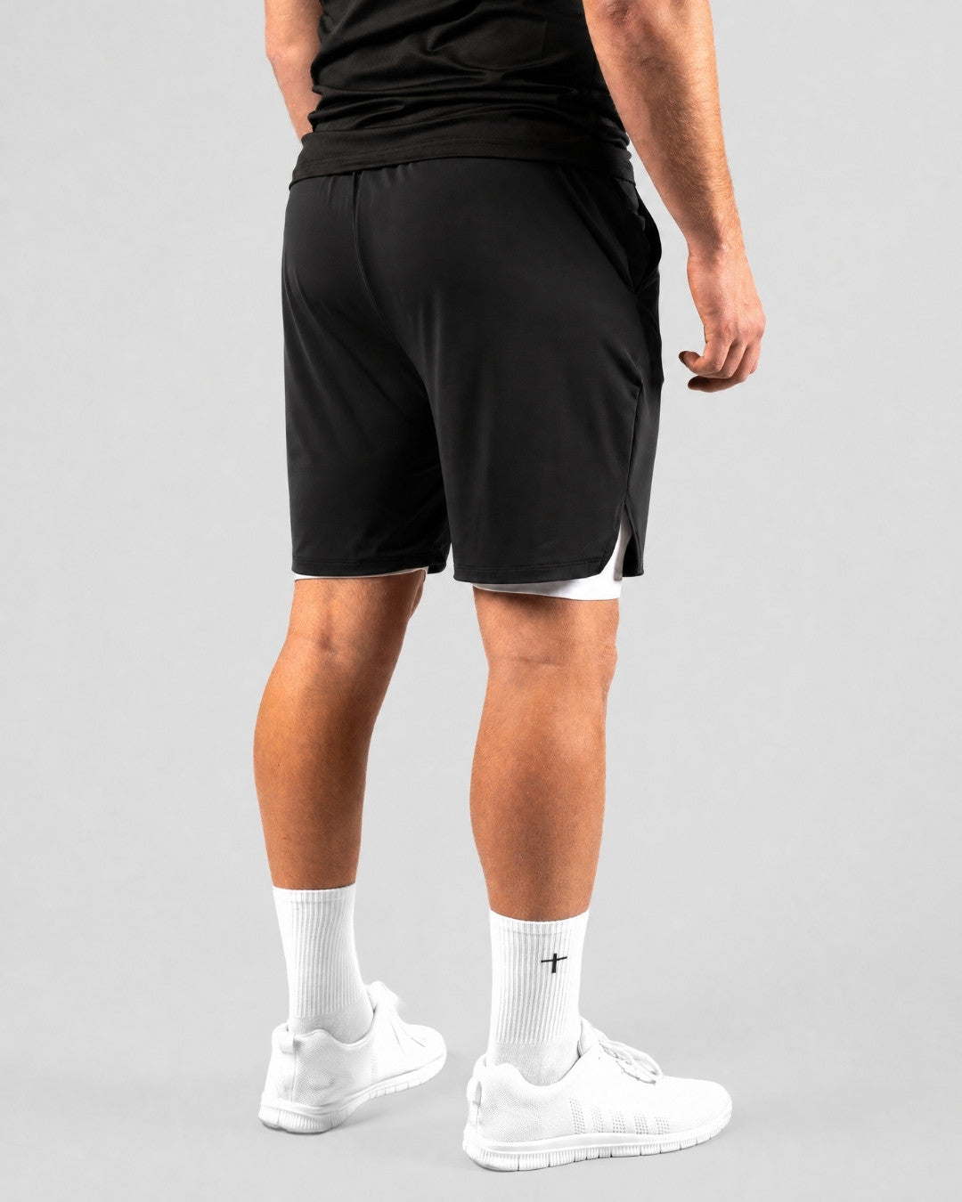 'Minimal Cross' Men's Performance Shorts – Black
