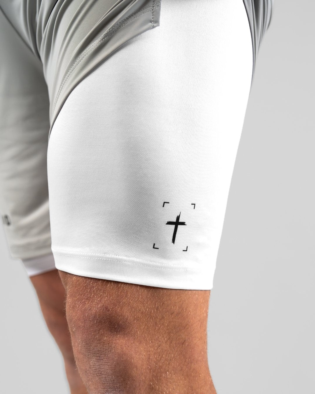 'Minimal Cross' Men's Performance Shorts – Grey
