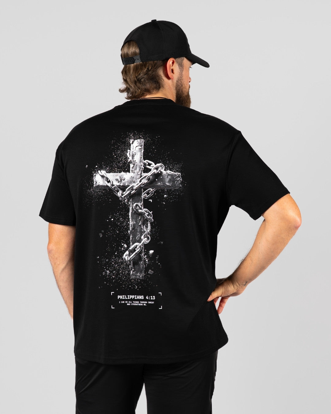 Philippians 4:13 'Chained Cross' Men's Oversized T-Shirt