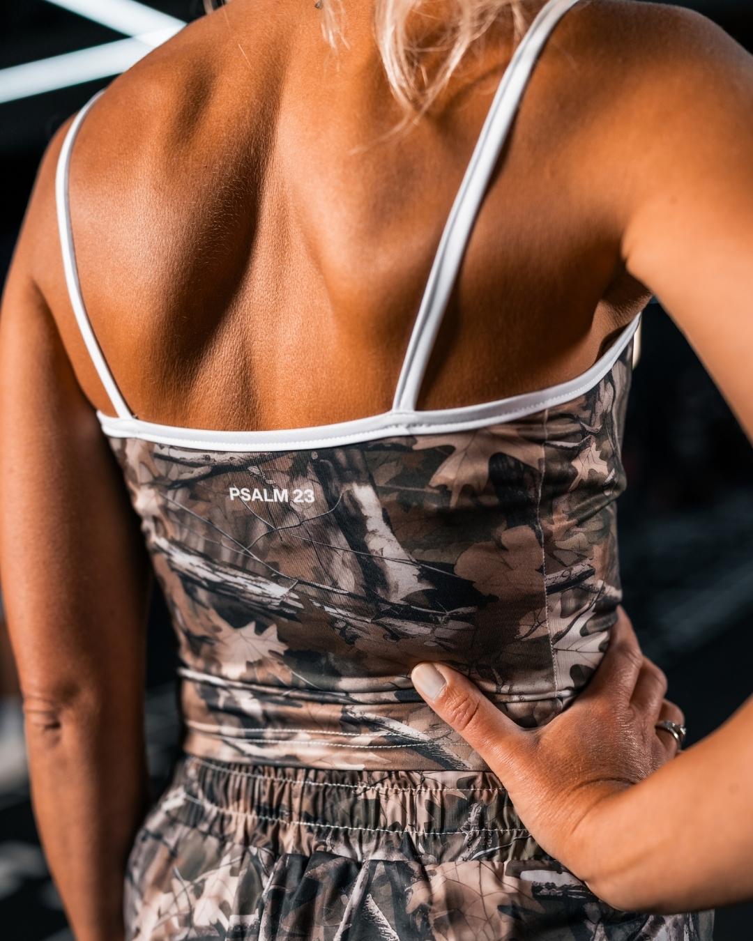 Psalm 23 Women's Camo Training Top - Oakwood